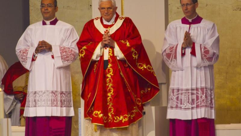 Papa Benedict al XVI-lea vrea sa invete ruseste