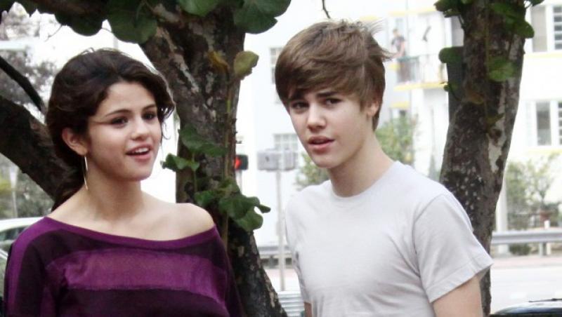 Justin Bieber si Selena Gomez, la fel de indragostiti