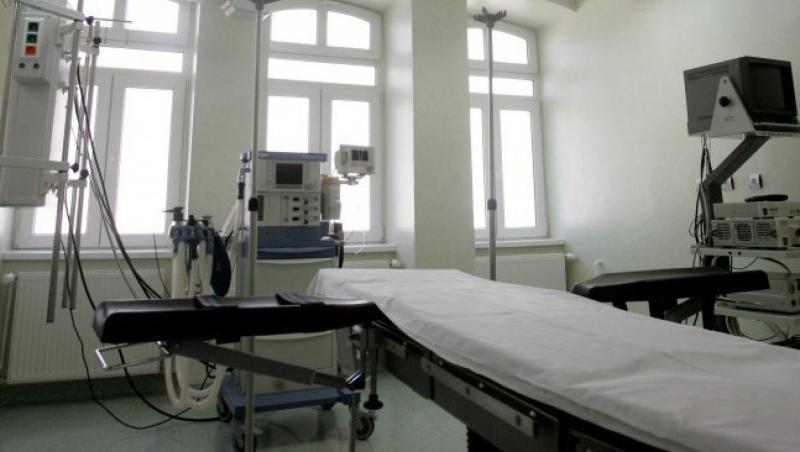 O fata de 12 ani a nascut o fetita la Spitalul Universitar din Capitala