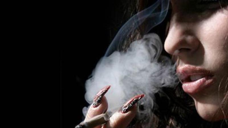 Nou proiect de lege: Fumatul va fi permis doar in locuinta personala, pe strada si in parcuri