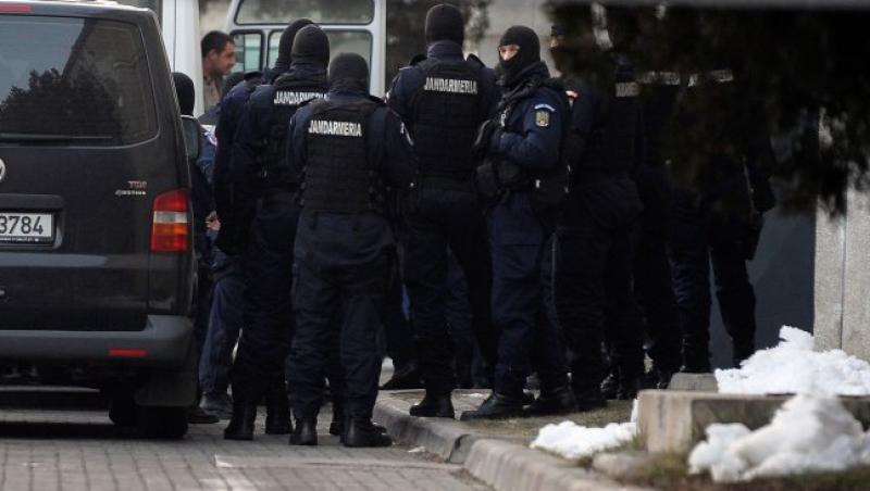 UPDATE! Descinderi la Vama Albita: 15 politisti, retinuti 24 de ore