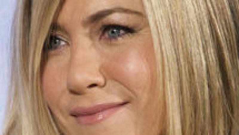Secretele din spatele noului look al lui Jennifer Aniston