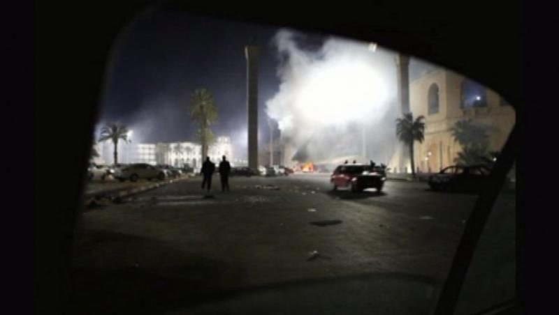 UPDATE! Gaddafi s-a baricadat in capitala. Opozantii au preluat controlul principalelor 3 orase dupa Tripoli
