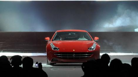 Ferrari FF coboara printre muritori: s-a lansat oficial