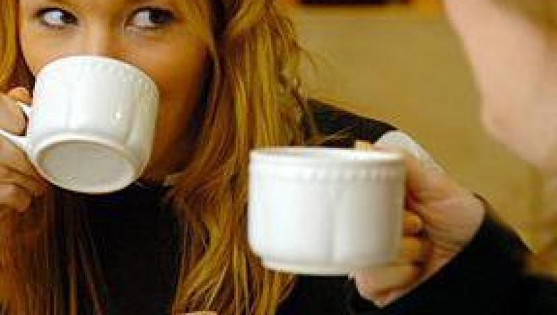 Studiu: o ceasca de ceai poate alunga oboseala fizica si psihica