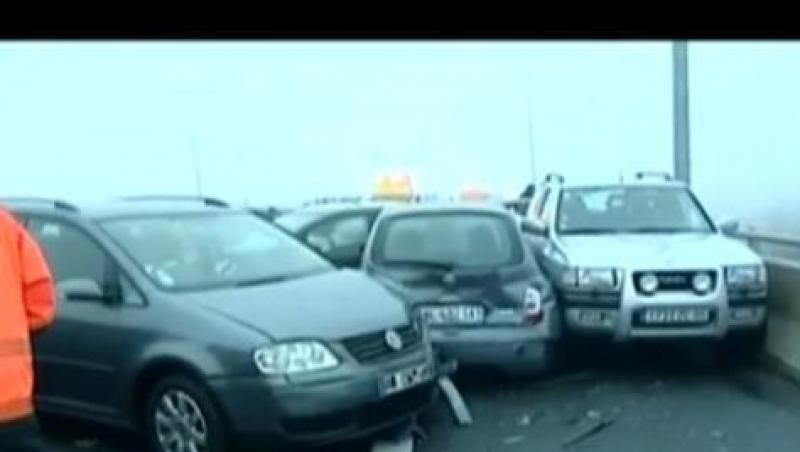 VIDEO! 50 de masini au fost implicate intr-un carambol, in Franta