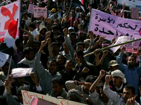 "Ziua furiei" in Yemen: Mii de oameni protesteaza in centrul capitalei