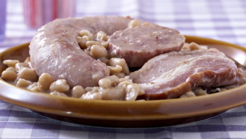 VIDEO! Romanii consuma carne ieftina si nesanatoasa