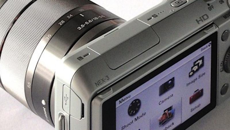 Sony aduce fotografia NEX(t) generation: obiective mari la camere compacte