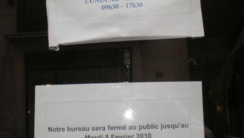 Imaginea oficiala a Romaniei in Franta: Usi inchise, logo vechi, anunturi false