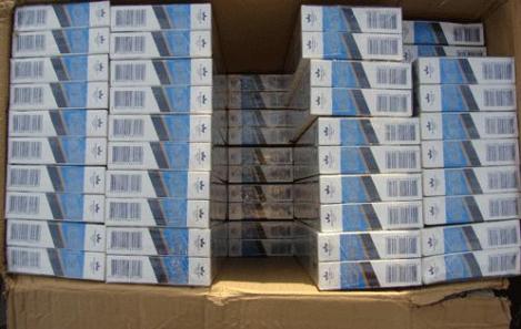 Arad: Furt de opt sute de mii de euro. Peste 400 de mii de pachete de tigari au disparut dintr-un depozit
