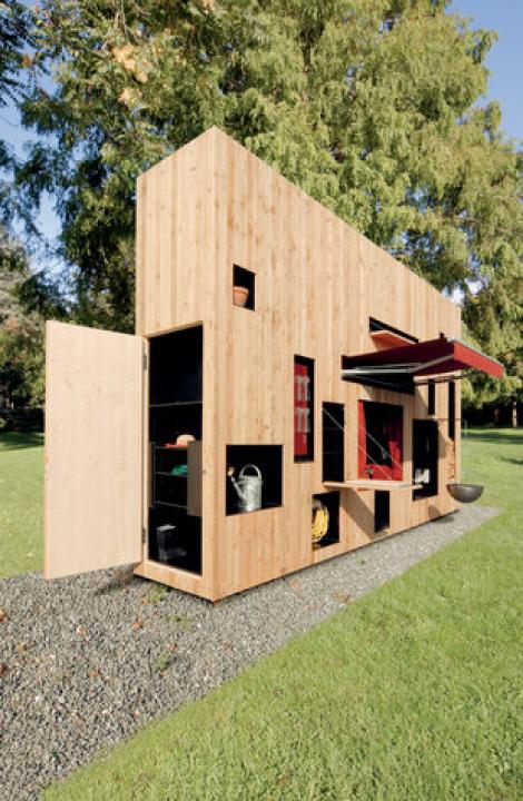 Casa "Cutia Pandorei" - design redus, stil eco