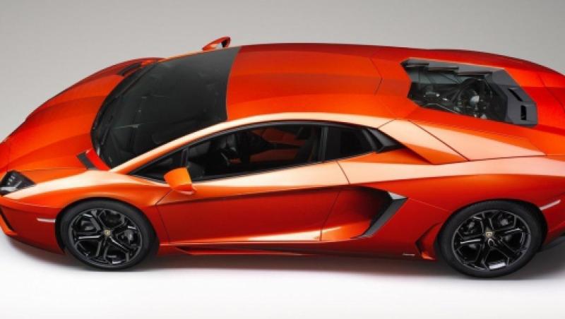 Geneva 2011: Lamborghini Aventador necenzurat si oranj