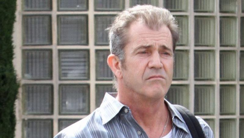 VIDEO! Mel Gibson se impaca cu fosta iubita de teama inchisorii