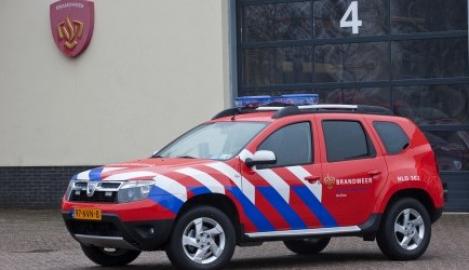 FOTO! Pompierii din Olanda se dau cu Dacia Duster