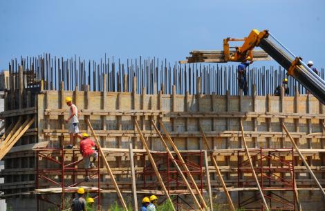 Sectorul constructiilor va iesi din criza abia in 2012