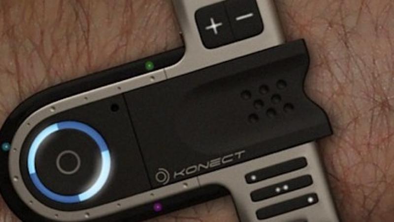 VIDEO! Konect USB, ceasul Bluetooth!