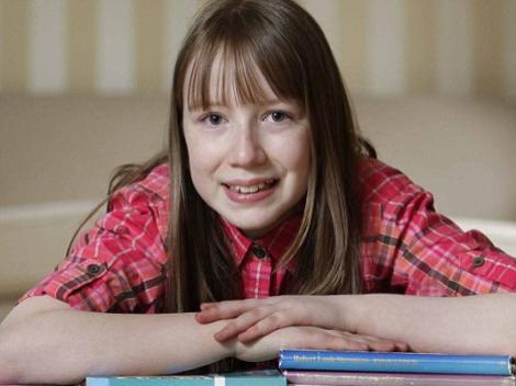 O fata in varsta de 11 ani, mai inteligenta decat Einstein si Bill Gates