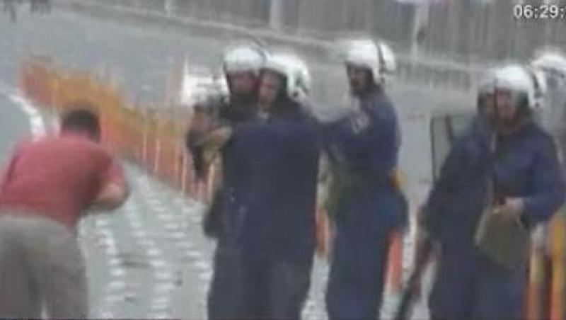 IMAGINI SOCANTE! Proteste violente in Bahrain