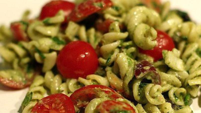 Reteta de post a zilei: salata mediteraneeana de paste