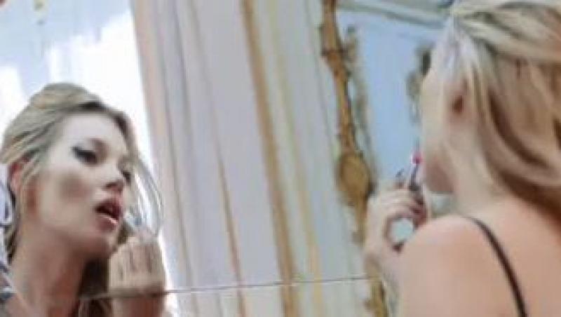 VIDEO! Kate Moss, seducatoare intr-o noua reclama Dior