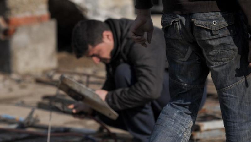 Bistrita: Romani pacaliti cu locuri de munca in strainatate