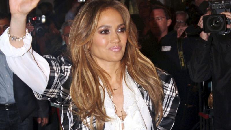 VIDEO! Jennifer Lopez are pretentii de vedeta