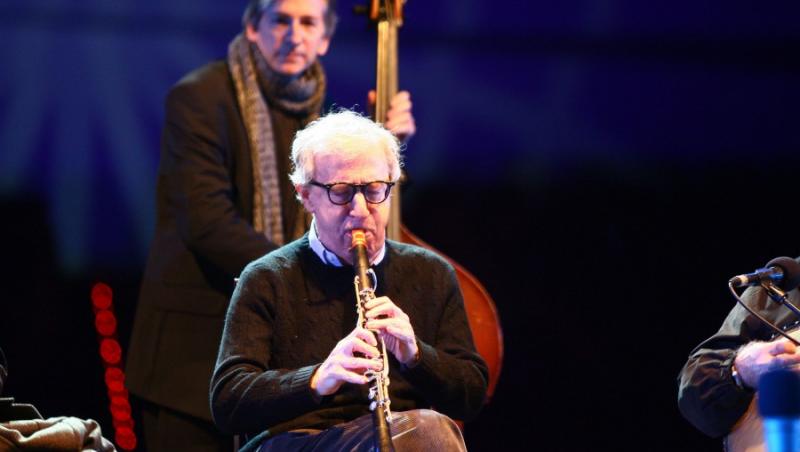 Woody Allen a cantat jazz pentru un spital catolic din Roma
