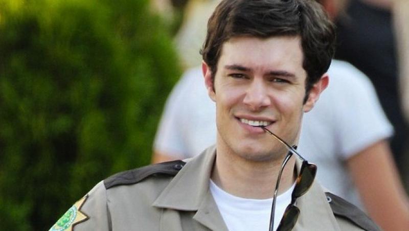 Un motiv pentru a vedea Scream 4: Adam Brody va juca in el