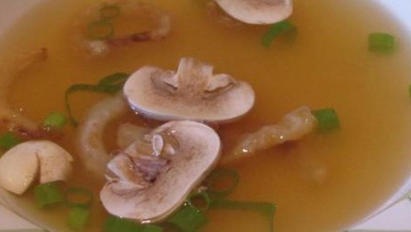 Reteta de post a zilei: supa condimentata de ceapa
