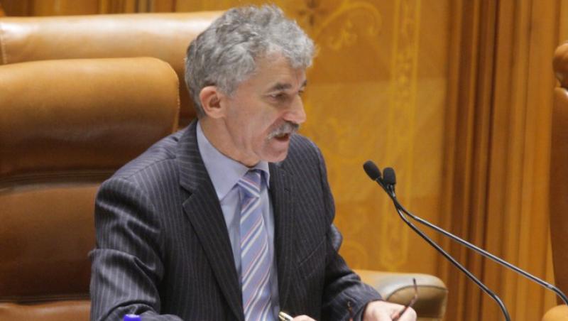 Ioan Oltean a anuntat adoptarea declaratiei privind mesajele ungare. Ulterior, a declarat ca nu a fost cvorum