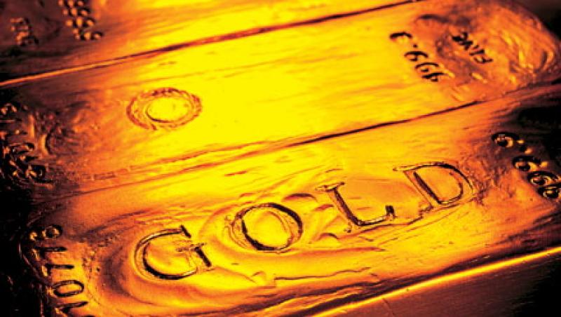 Febra metalului galben: 2.500 de romani si-au transformat economiile in aur. Randamentul, 40%!