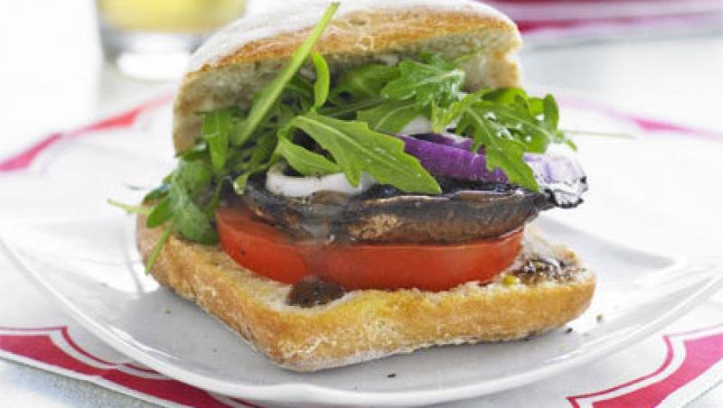 Reteta de post a zilei: burger cu ciuperci la grill