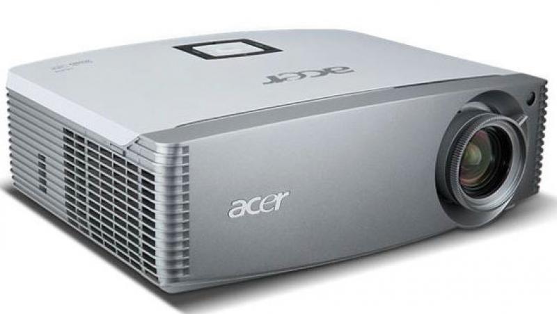 Videoproiectorul Acer H9500 - divertisment in sufragerie