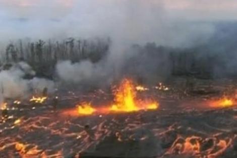 VIDEO! Spectacol exploziv in Hawaii! Vulcanul Kilauea a erupt!