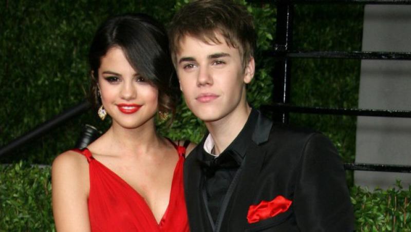 Justin Bieber, intre Selena Gomez si Cheryl Cole