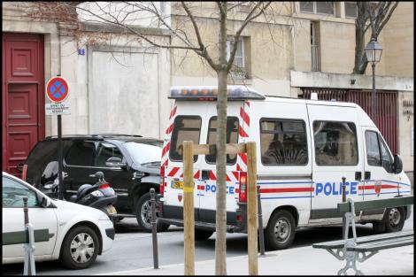 Politia din Paris a gasit bijuterii de 18 milioane de euro intr-o canalizare