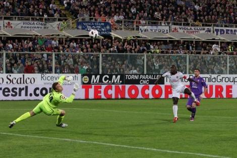 Fiorentina - AC Milan 1-2/  Milanezii raman la trei puncte de Napoli
