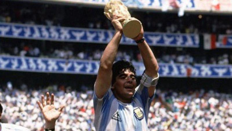 Balonul de Aur al lui Maradona, furat si transformat in lingouri de mafia napoletana