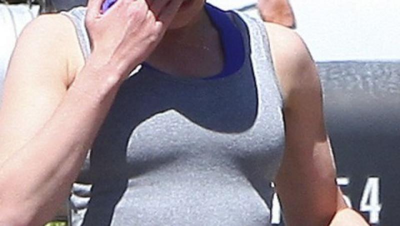 FOTO! Scarlett Johansson, grasa si plina de celulita!