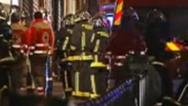 Paris: Cinci oameni au murit si alti 35 au fost raniti intr-un incediu