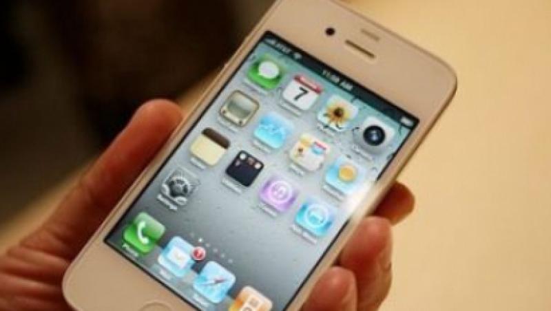 iPhone 4, in sfarsit disponibil pe alb!