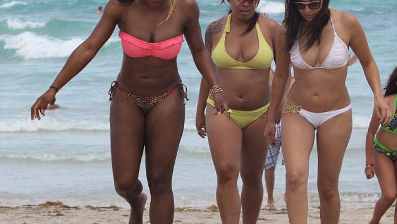 FOTO! Serena Williams a facut show in costum de baie!