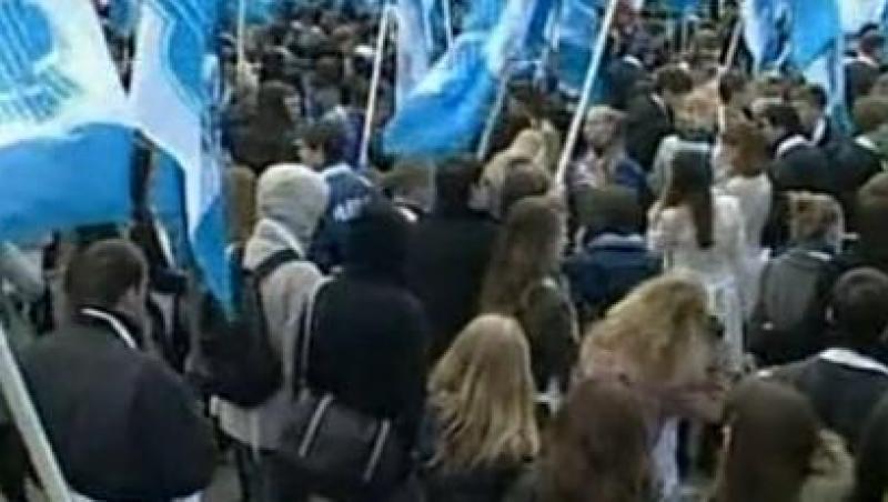 Zeci de mii de oameni au manifestat impotriva coruptiei la Moscova