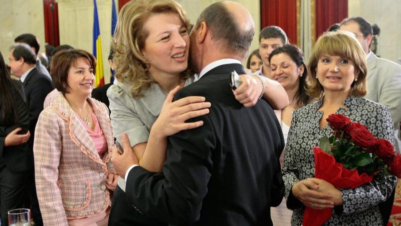Ioana Basescu vrea 