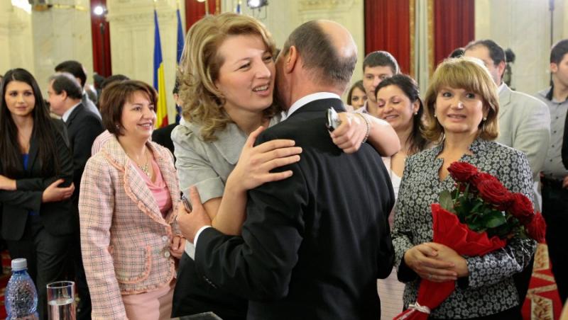 Ioana Basescu vrea 