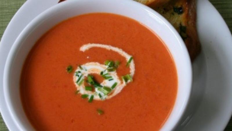 Reteta de post a zilei: supa din rosii coapte