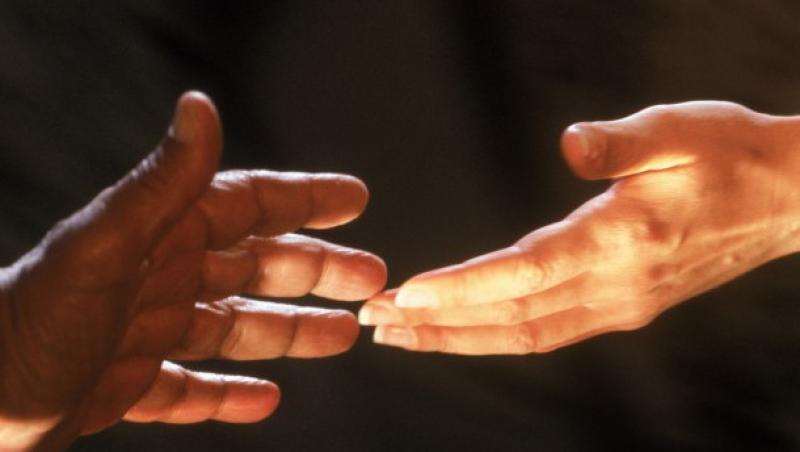 Studiu: Succesul in relatiile cu femeile depinde de lungimea degetelor!