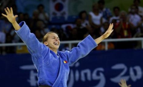 CE de judo: Alina Dumitru, medalie de aur la 48 kg