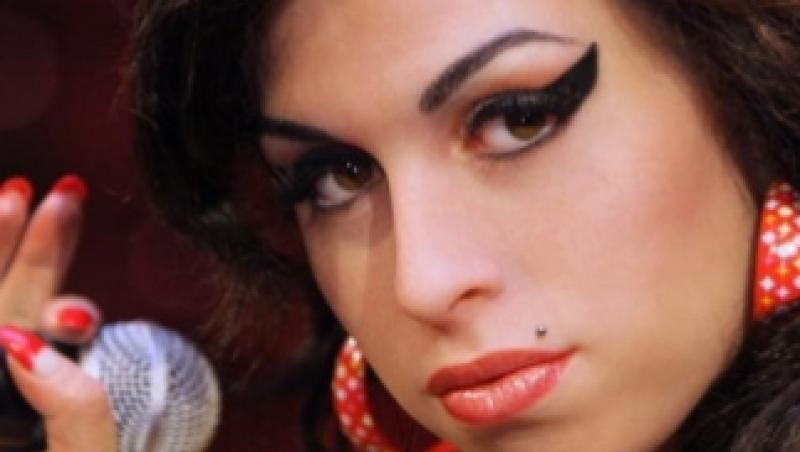 Amy Winehouse a cerut votca inainte de a urca pe scena de la Bucuresti